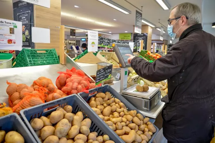 Le 22 avril, dans le cadre du projet alimentaire de territoire (PAT) du Haut Allier, la communauté de communes du Haut-Allier lance « Les ateliers de l'alimentation saine et gourmande ».