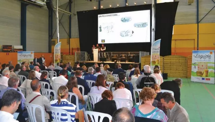 Les 28 et 29 septembre, Laguiole était la capitale des AOP laitières de France. Le plus grand plateau de fromages ainsi que les beurres et crèmes sous appellation d'origine, étaient réunis pour l'assemblée générale du Cnaol. Une première sur les terres d'André Valadier, fondateur de l'AOP Laguiole et qui fut président de ce comité national.