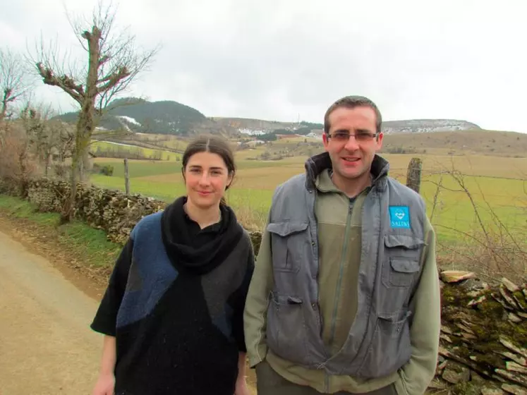 Sylvie Nogaret et Philippe Buffier, un duo technicienne-éleveur récompensé par le trophée de l'élevage ovin.