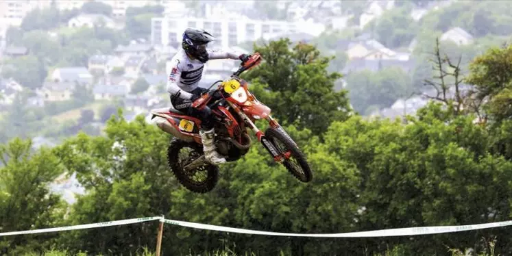 Après trois jours de course, Till De Clercq (Dafy enduro Team) a remporté la 37e édition de la célèbre course d'enduro qui s'est déroulée du 9 au 11 juin.