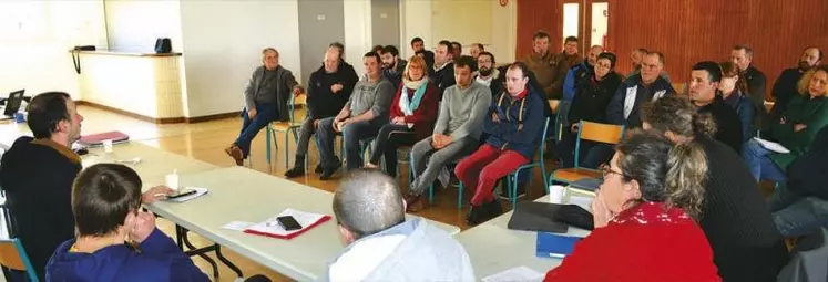Le collège producteurs de l'ODG Bleu des causses était réuni en assemblée générale vendredi 3 février à Laissac.