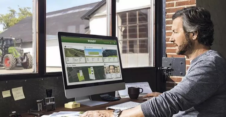 FendtOne permet « l’organisation et la gestion d’une journée de travail, qui est effectuée hors machine sur le PC ou sur une tablette mobile ».