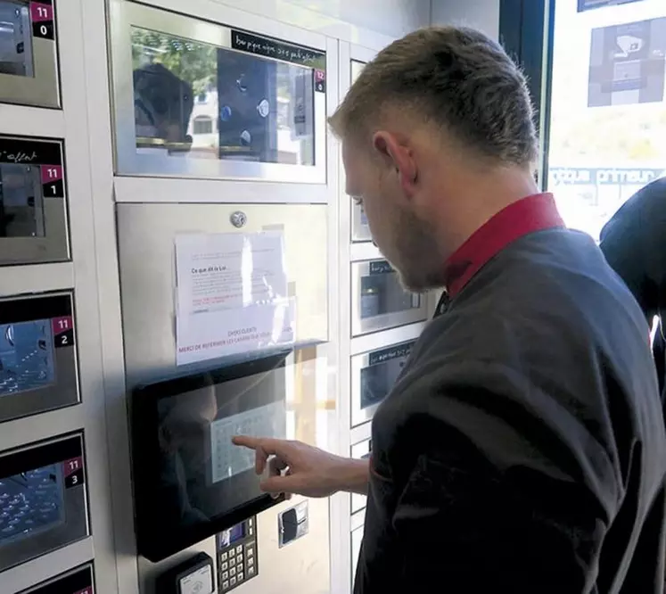 Les bouchers responsables du service sont informés des ventes et du stock en temps réel.