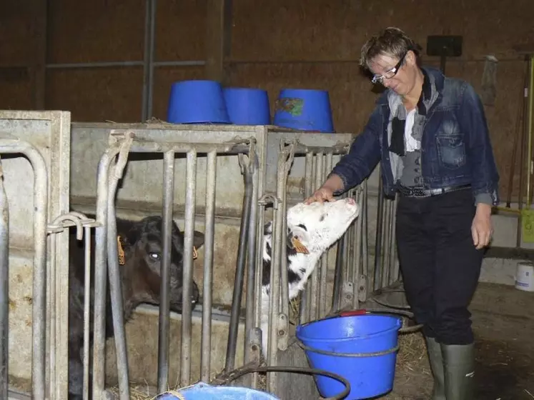 Florence Chedaleux, éleveuse à l'EARL des Bihannais. Agricultrice