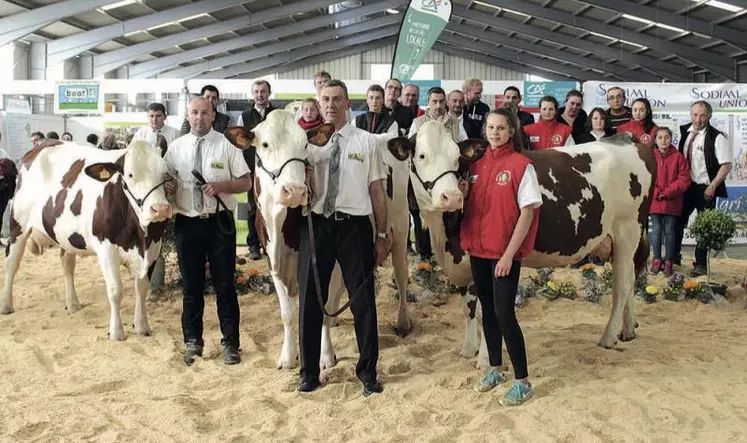 Les Lozériens avec la championne espoir, la championne adulte et la championne jeune.