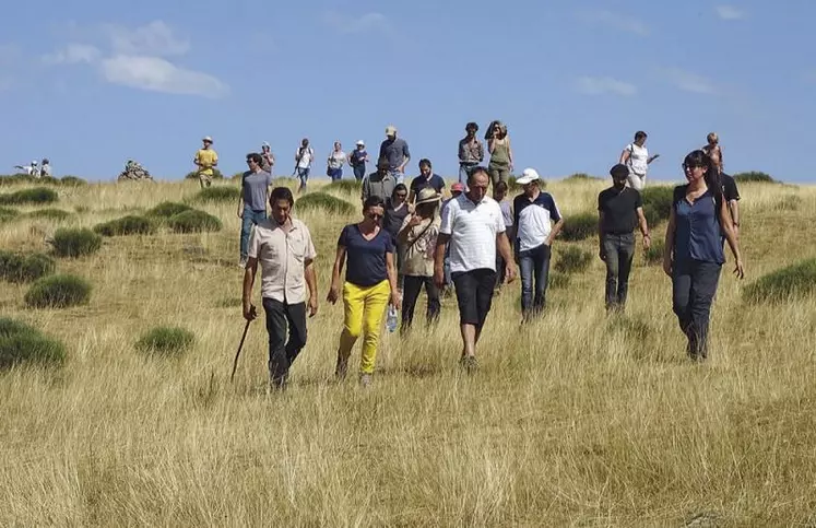 L’après-midi, une visite était organisée sur l’estive du groupement pastoral du Col de Salidès.