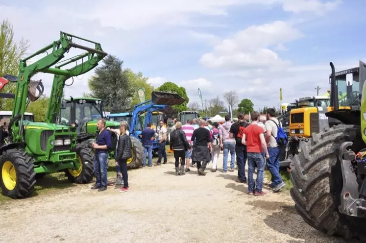 Les évènements comme la foire de Beaucroissant (Isère) d’avril est consacrée au marché du tracteur d’occasion.