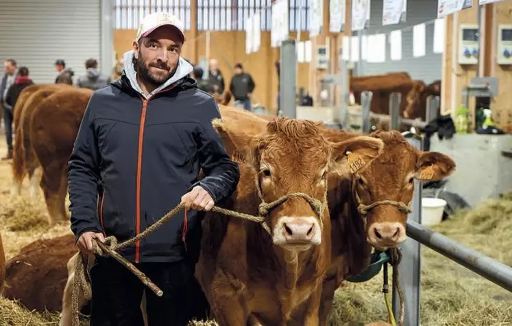 Pour sa quatrième édition, le concours interrégional de la race limousine s'est déroulé sous la grande halle d'Aumont-Aubrac, le week-end du 23 et 24 octobre.