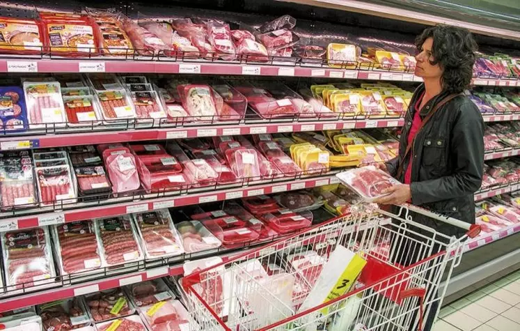 La viande rouge fera l'objet d'une règle spécifique opérant « une nette discrimination » entre les produits à base de viande rouge et de volaille.