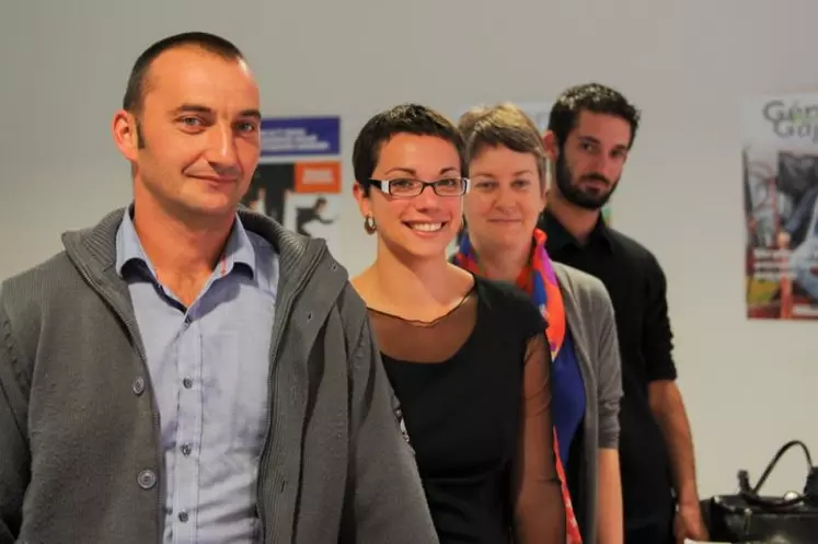 Serge Sylvain président, Audrey Badaroux et Agnès Ducret animatrices, Vincent Bonnet vice président.