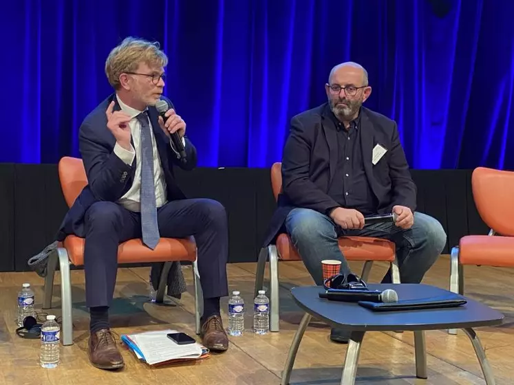 Marc Fesneau et Bruno Dufayet en plein débat