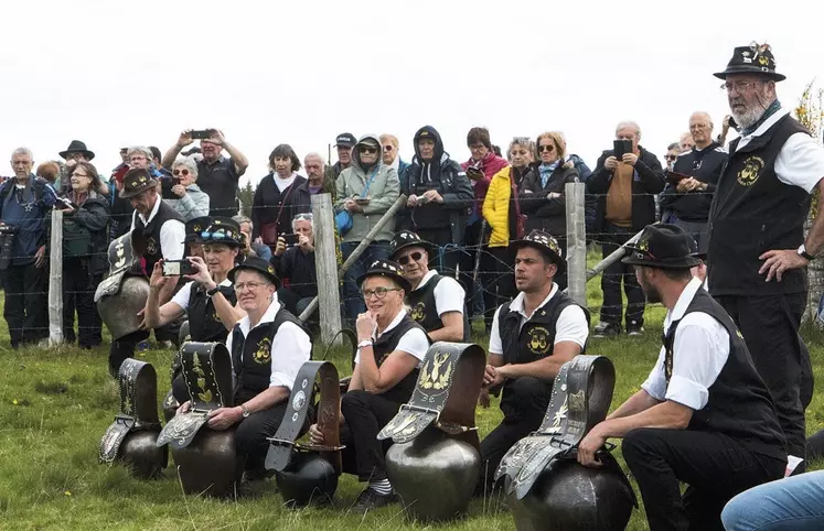 La fête de la transhumance au col de Bonnecombe pour célébrer les Aubrac