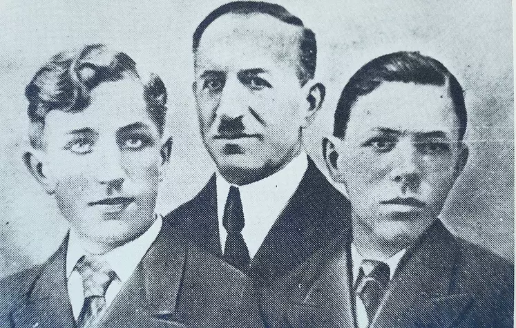 Portrait noir et blanc de trois hommes de la famille Mallet