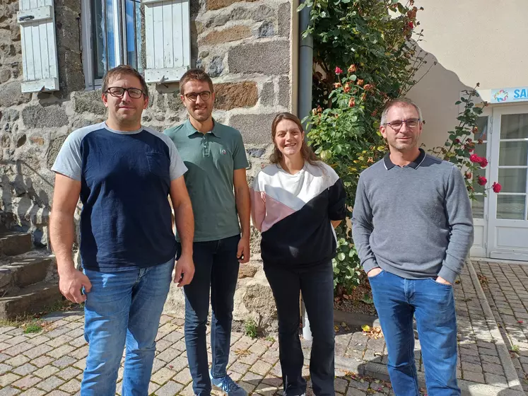 Nicolas Merle, Julien Duplomb, Virginie Crespy et Anthony Fayolle, lors du dernier bureau de la FDSEA à Blanzac.