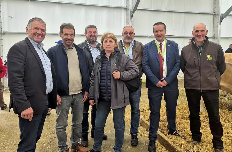 Les délégations officielles en visite au Sommet de l'élevage