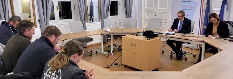Le préfet Philippe Castanet rencontre les syndicats majoritaires agricoles de Lozère