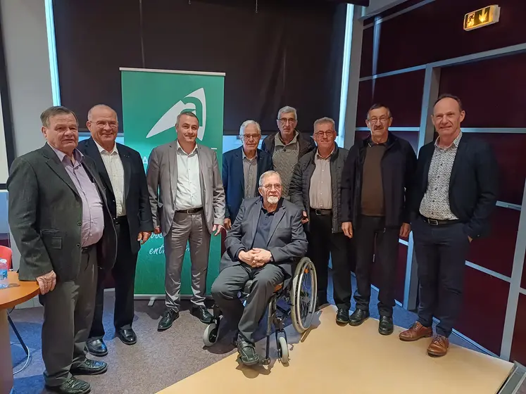 Anciens présidents et anciens collaborateurs de la Chambre d'agriculture de Haute-Loire ont été invités à la dernière session. 