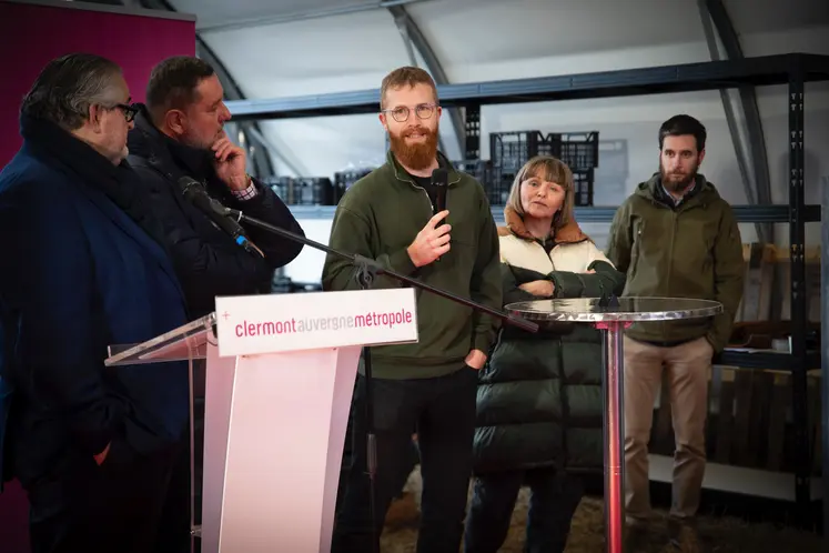 simon demolin ferme auvergne ceinture verte installation
