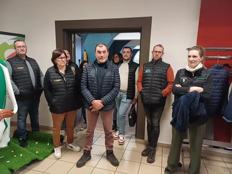 Les participants prêts à rencontrer les parisiens.