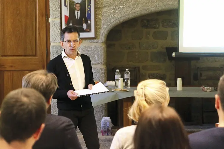 Le gérant, Jean-Pierre Julien, présente les résultats de leur travail RSE