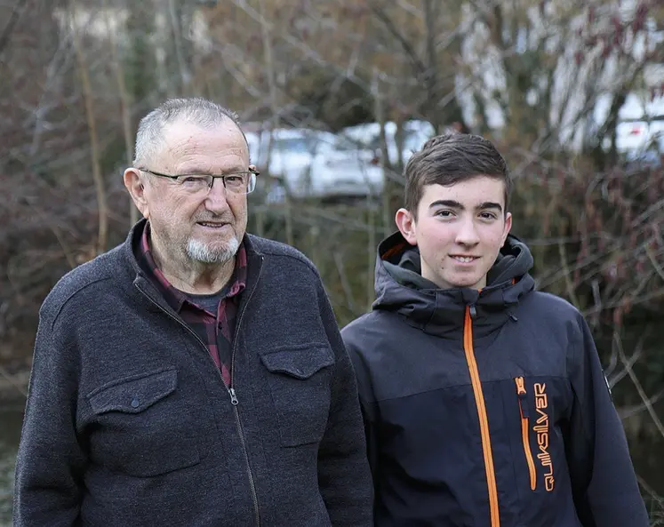 Paul Blanc et Jean Osty, deux générations de pêcheurs côte-à-côte