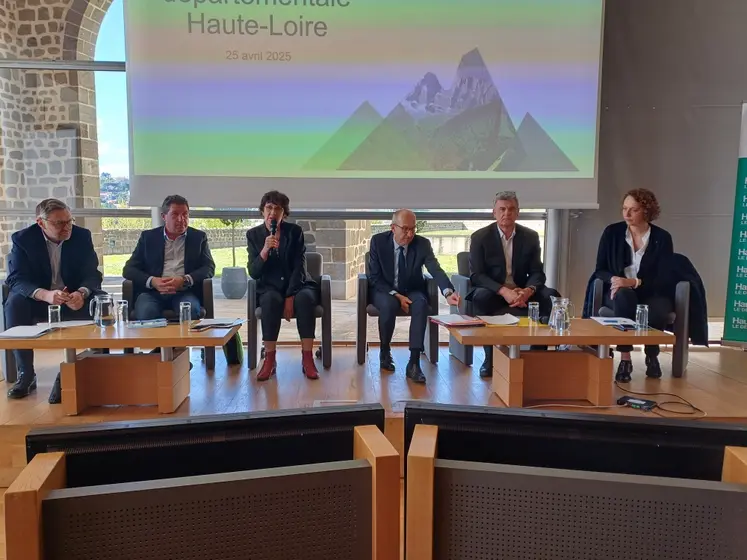 L'ANEM organise des réunions sur l'ensemble des massifs qu'elle représente ; le 25 avril, c'était au tour de la Haute-Loire.