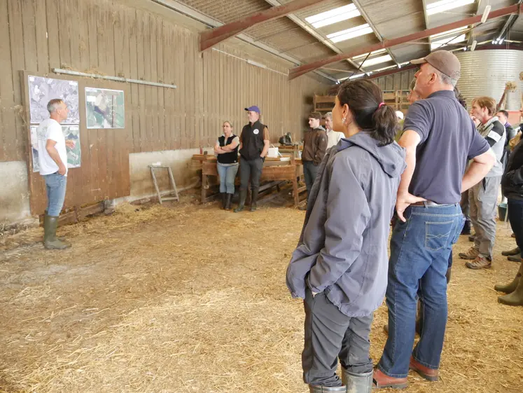 Louis-Marie Mainguy, conseiller agroforesterie à la chambre d'agriculture de Haute-Vienne présente le projet de la Ferme de Bord