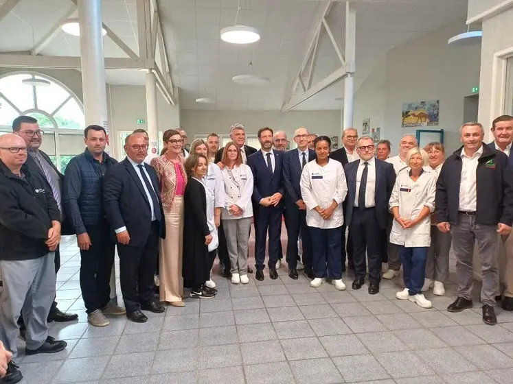 Au self, avec les agents de la Région.