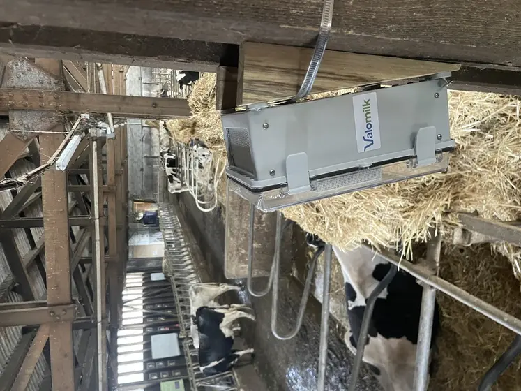 Actuellement, des capteurs d'ambiance ont été installés dans 5 bâtiments d'élevage laitier en Haute-Loire.