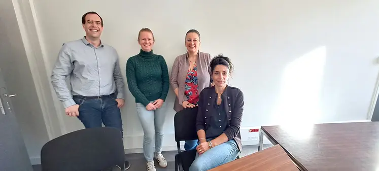 L'équipe administrative de la FDSEA, autour du nouveau directeur Jérémy Convers : Chloé Rochette, Géraldine Cor et Christelle Maître (de gauche à droite).