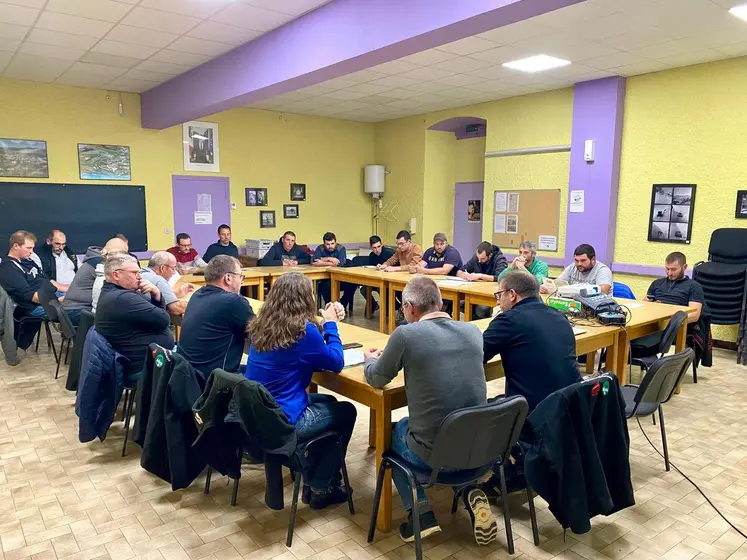 Rencontre à St Front.