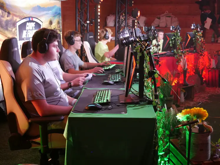 Les vainqueurs 2025 à l’Suvre.