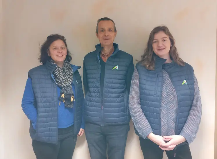 Christelle Sallard, Paul Abouling et Sabine Pacquet, conseillers transmission à la Chambre d’agriculture de l’Allier.