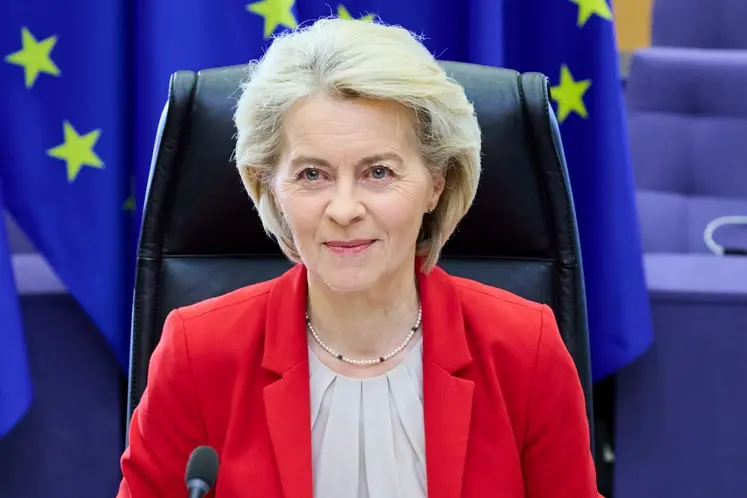 "Au cours des dernières semaines, j’ai échangé sur cette question de manière approfondie avec les Etats membres et les élus du Parlement européen. Sur cette base, la Commission va désormais procéder à l’application provisoire", a déclaré la présidente de la Commission à Bruxelles le 27 février.