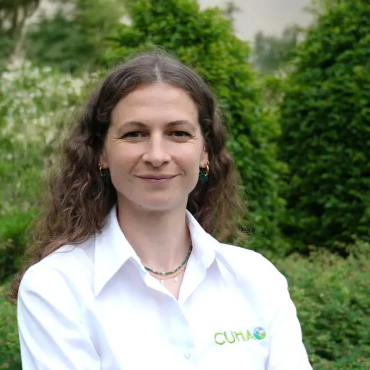 Marine Boyer, éleveuse de vaches allaitantes en Aveyron et présidente de la FNCuma