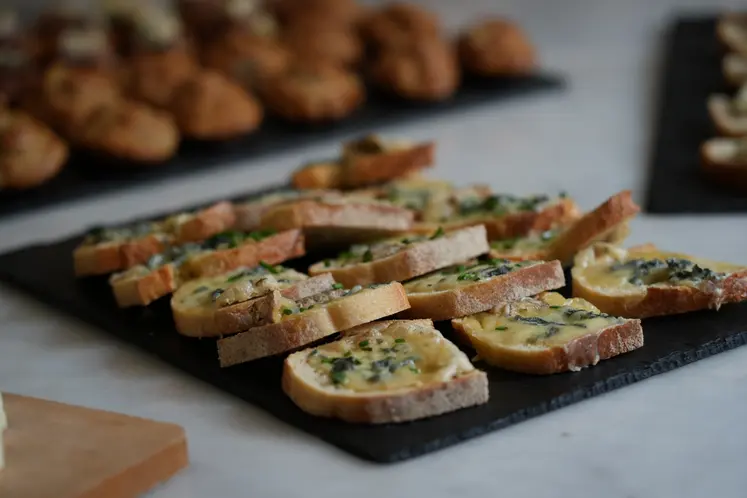 Tartines de Bleu d'Auvergne.