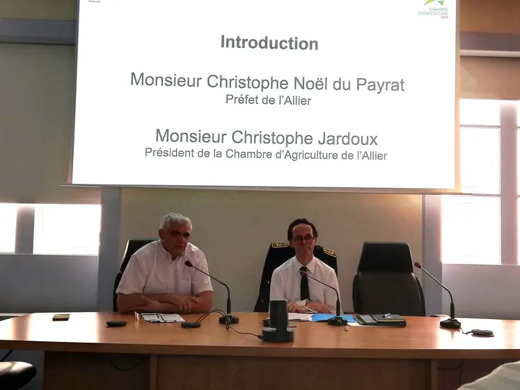 Christophe Jardoux, président de la Chambre d’agriculture de l'Allier, et Chistophe Noël du Payrat, préfet de l’Allier..