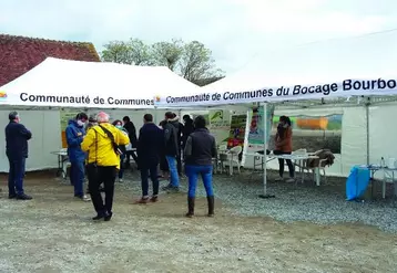 Site de Deux Chaises - Partenaires présents : Chambre d'agriculture, CFPPA, Ets Jeudy et CCBB.