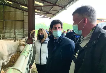 Julien Denormandie à l’occasion d’une visite de terrain en Auvergne