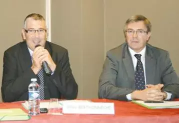 Gilles Berthonnèche, président de la coopérative et son nouveau directeur, Jean-Michel Aune.