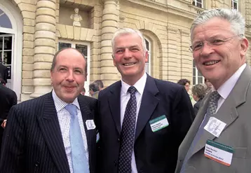 Des responsables professionnels militent pour « une nouvelle voie afin d’assurer un avenir aux agricultures du monde ». P. Mangin, président de Coop de France, P. Pagesse, président de Limagrain, président du MOMA, J.Salmon, vice-président de l’APCA.