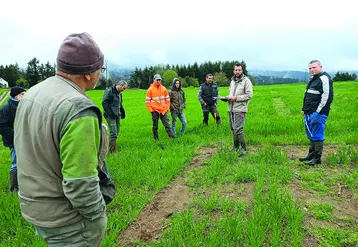 Le 30 avril, les agriculteurs des alentours de Celles-sur-Durolle étaient invités à une deuxième rencontre sur la plateforme de l’ACM où les dégâts du gel étaient au cœur des discussions.