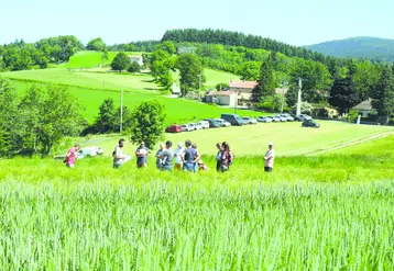 La plateforme ACM à Celles-sur-Durolle a accueilli tout au long de l'année au travers de différents rendez-vous, les agriculteurs des environs, avant d'être récoltée cet été. Ici la plateforme au mois de juin.