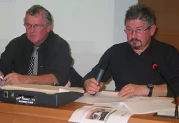 L’assemblé générale de la FDCuma a été l’occasion  pour le président Georges Valleix et son directeur Jean Jallat de présenter les Pôles de coordination et d’appui mis en place par le réseau national