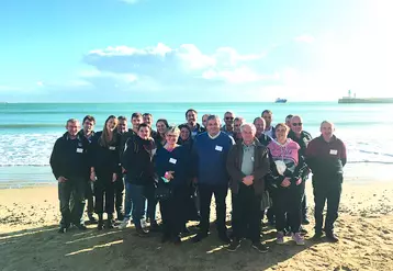 La délégation de la Section régionale laitière de la FRSEA Aura a participé aux travaux des Assises du Lait, avec Thierry Chirol à gauche sur la photo.