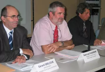 Gérard Greliche, administrateur, président de la Sucrerie Bourdon, Jean-Luc Flaugère, président de Coop de France Rhône Alpes Auvergne et Michel Delsuc président de Coop de France Auvergne ont présenté leur plan  d’avenir