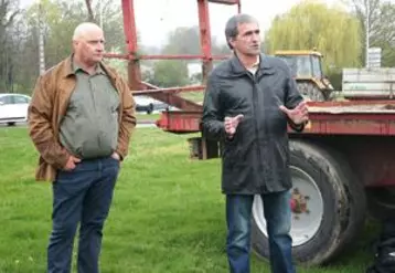 « On se bat plus pour sauver Garmy que pour la mettre sur la paille. Mais la solution ne doit pas se faire aux dépens du revenu des producteurs » ont clamé Pascal Servier et Claude Raynaud.