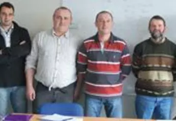 De gauche à droite : Richard Randanne, David Chauve, Philippe Roy, Christian Peyronny, Paul Bony, et Damien Valleix. Manque sur la photo : Patrick Levet, Sabine Tholoniat, et Noël Thuret.
