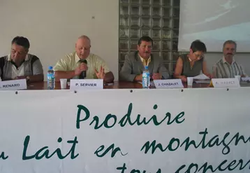 Les représentants des organisations professionnelles agricoles ont exprimé leur foi en l’avenir de la production laitière et leur volonté d’accompagner les producteurs dans l’évolution de leur environnement professionnel.