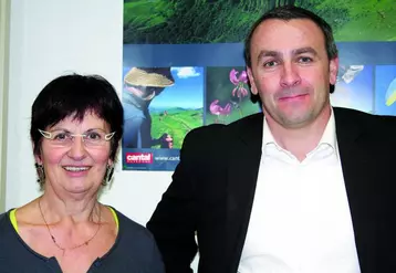 Yannick Fialip et Chantal Cor (présidente de la section laitière de la FDSEA du Cantal) confiants sur les négociations avec les GMS.